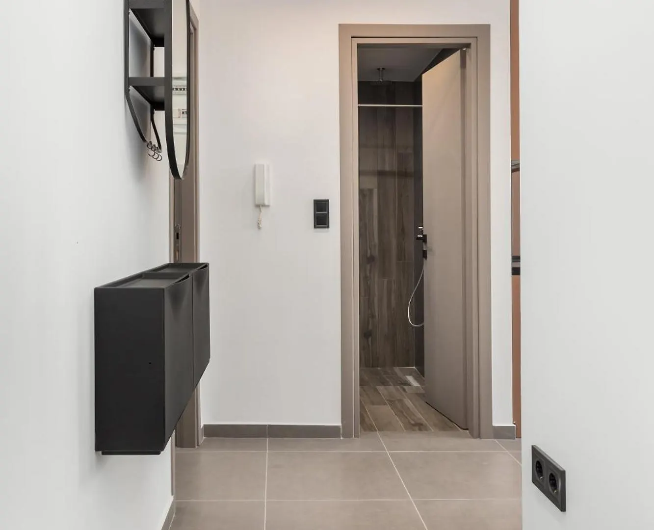 Kastadinn Thessaloniki 0*,